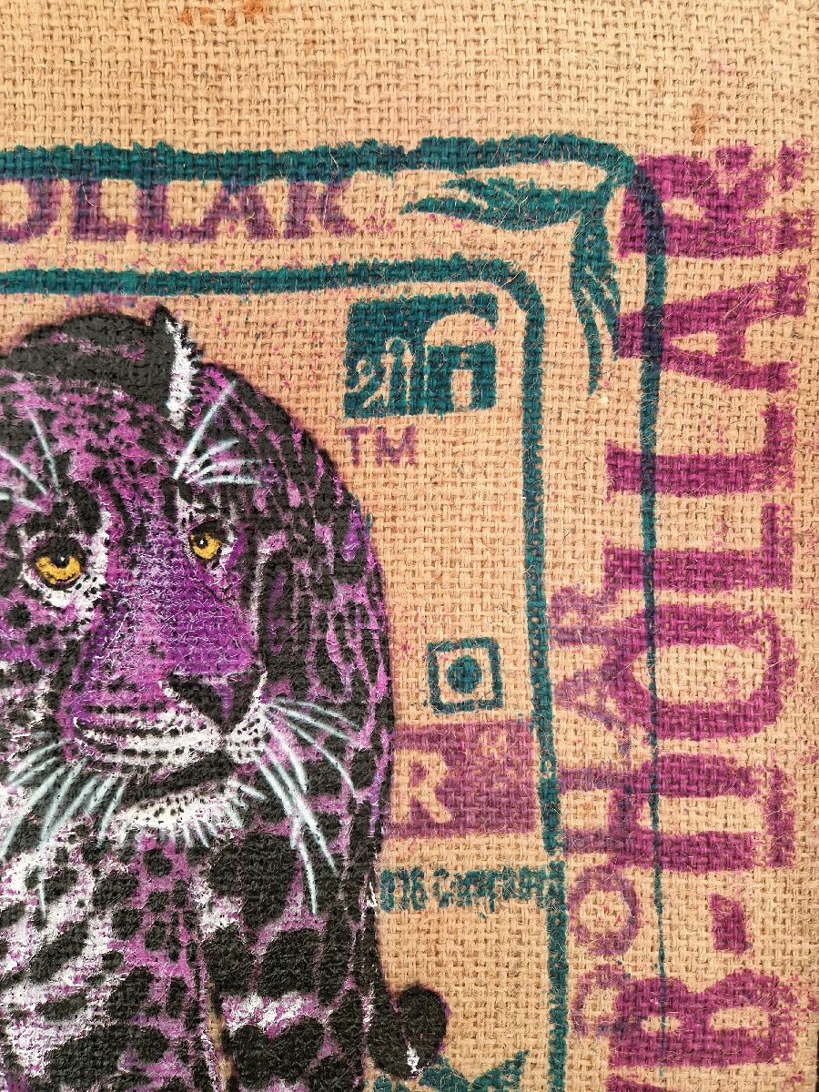 Tableau de MOSKO a pour titre Jaguar violet dollar style street art dim : MOSKOprix:1600
