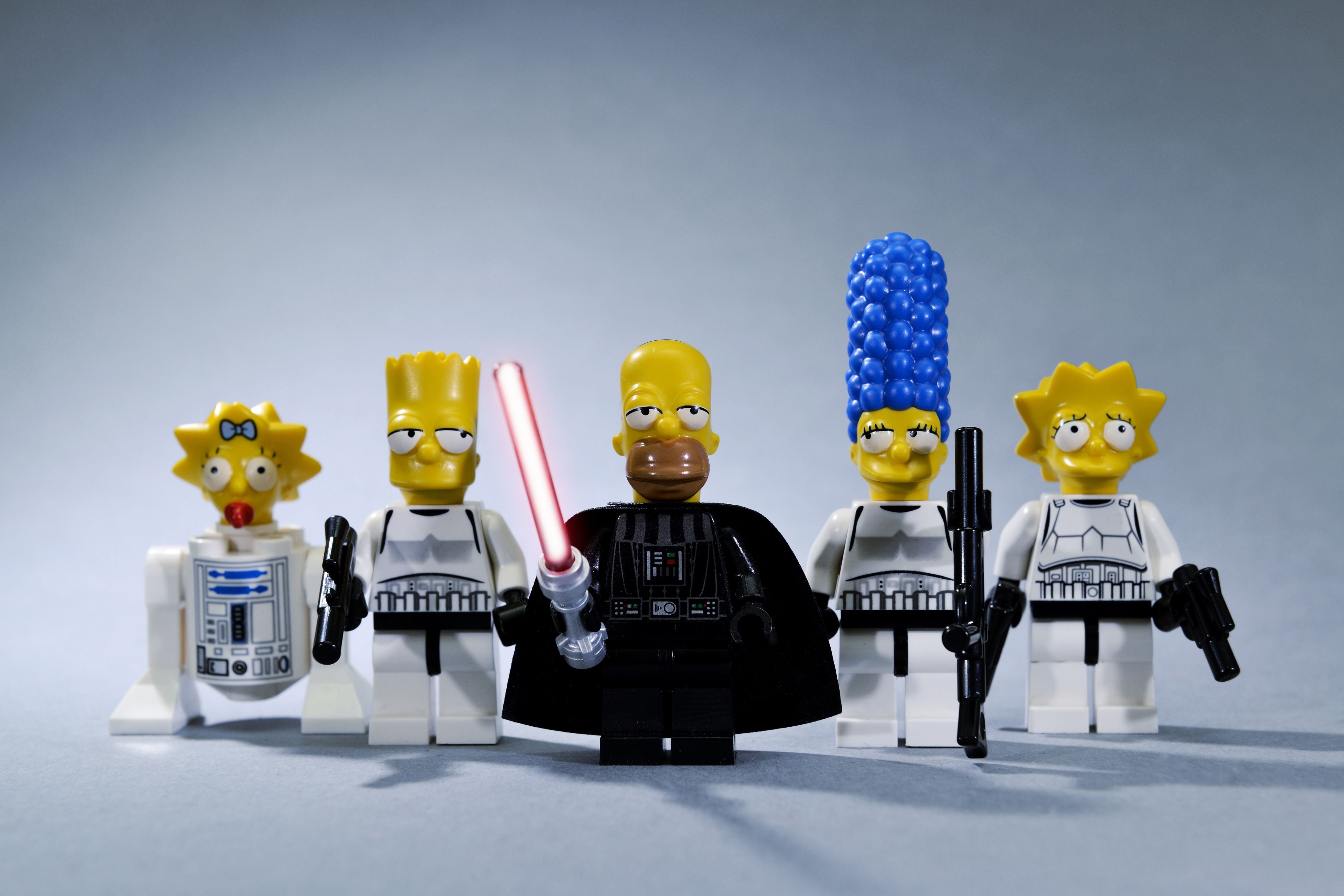 Photo de SAMSOFY a pour titre STAR WARS FAMILY 2ND EDITION style graphique dim : SAMSOFYprix:60