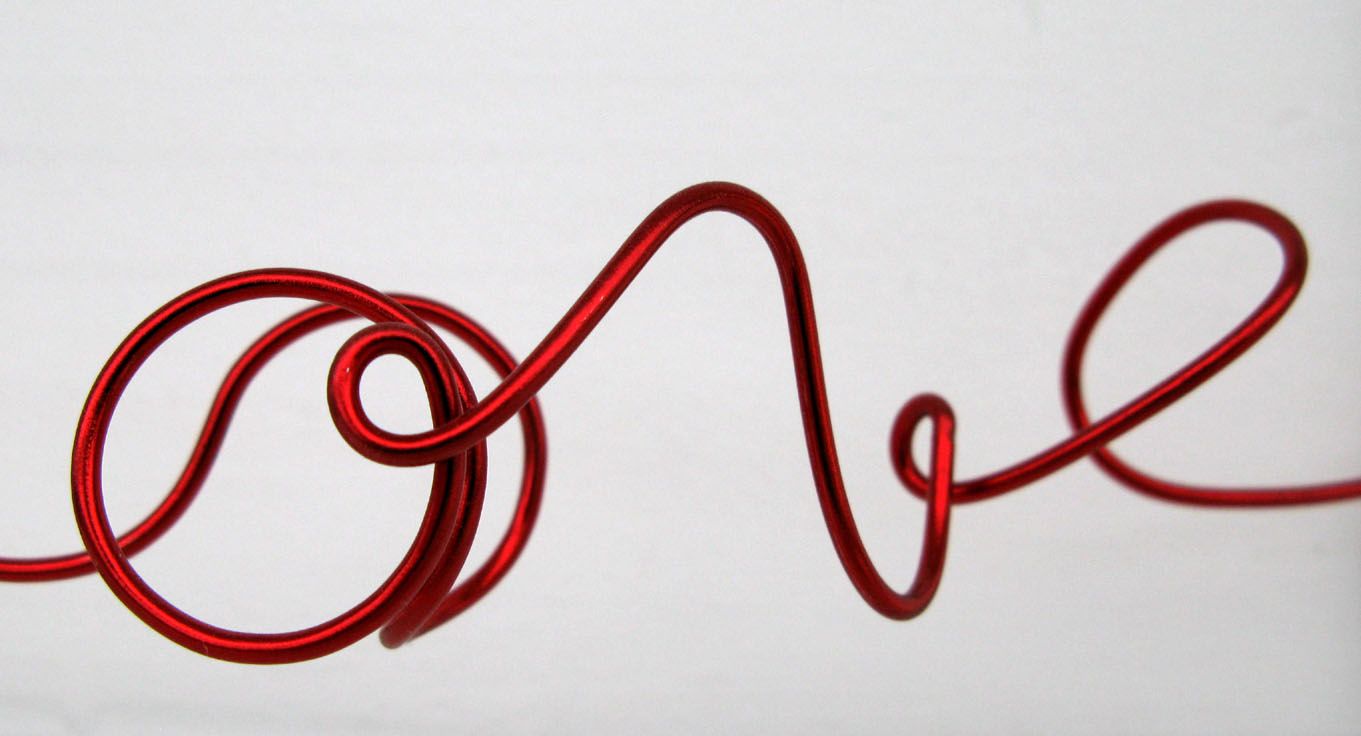 Sculpture de JPHI a pour titre LOVE RED style no dim : JPHIprix:200