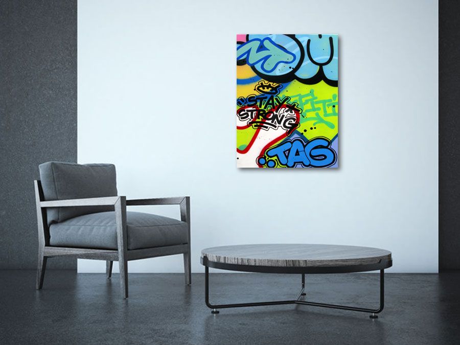 Tableau de KENY a pour titre STAY STRONG style graffiti, street art dim : KENYprix:550