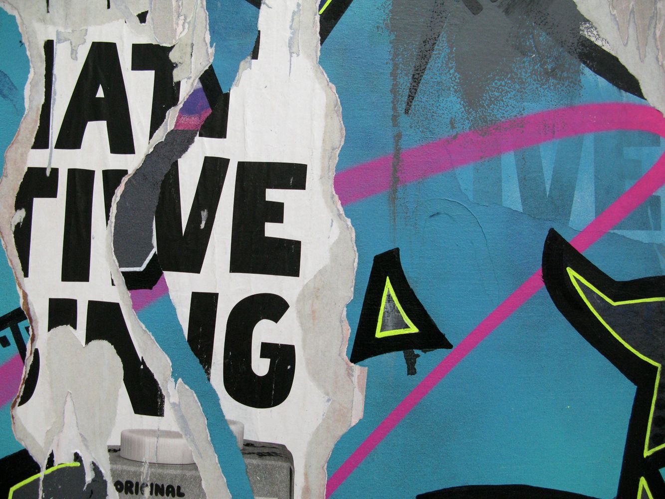 Tableau de KENY a pour titre Twins style graffiti, street art dim : KENYprix:1000