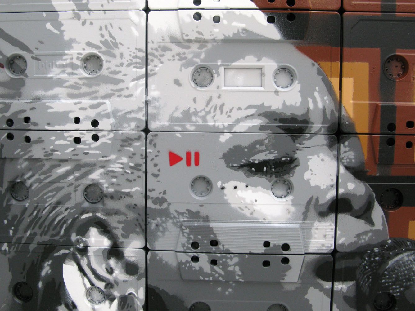 Tableau de MR MELODY a pour titre Pièce unique STREET ART: ERIKAH style street pop art, street art dim : MR MELODYprix:400