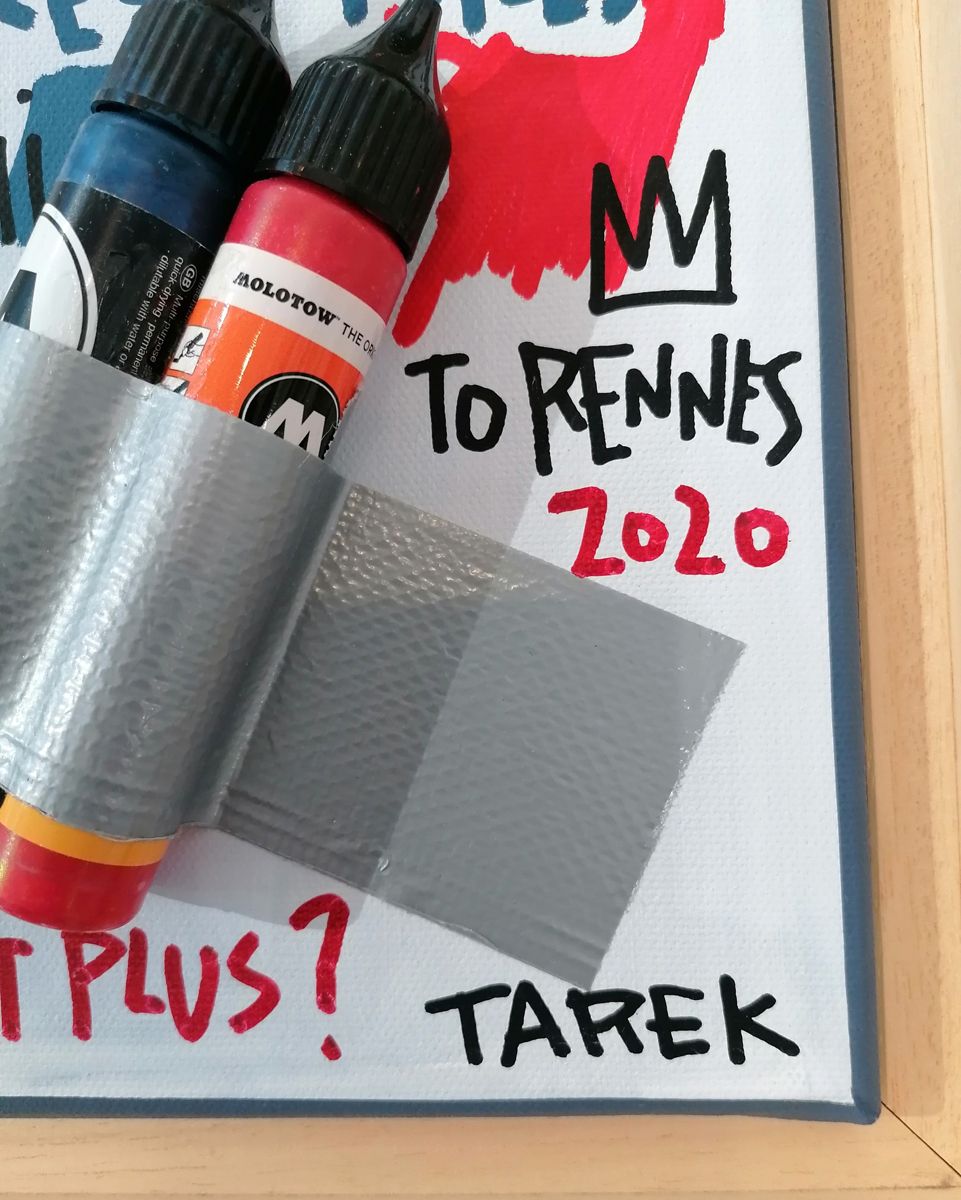 Sculpture de TAREK a pour titre READY ONE style graphique dim : TAREKprix:250