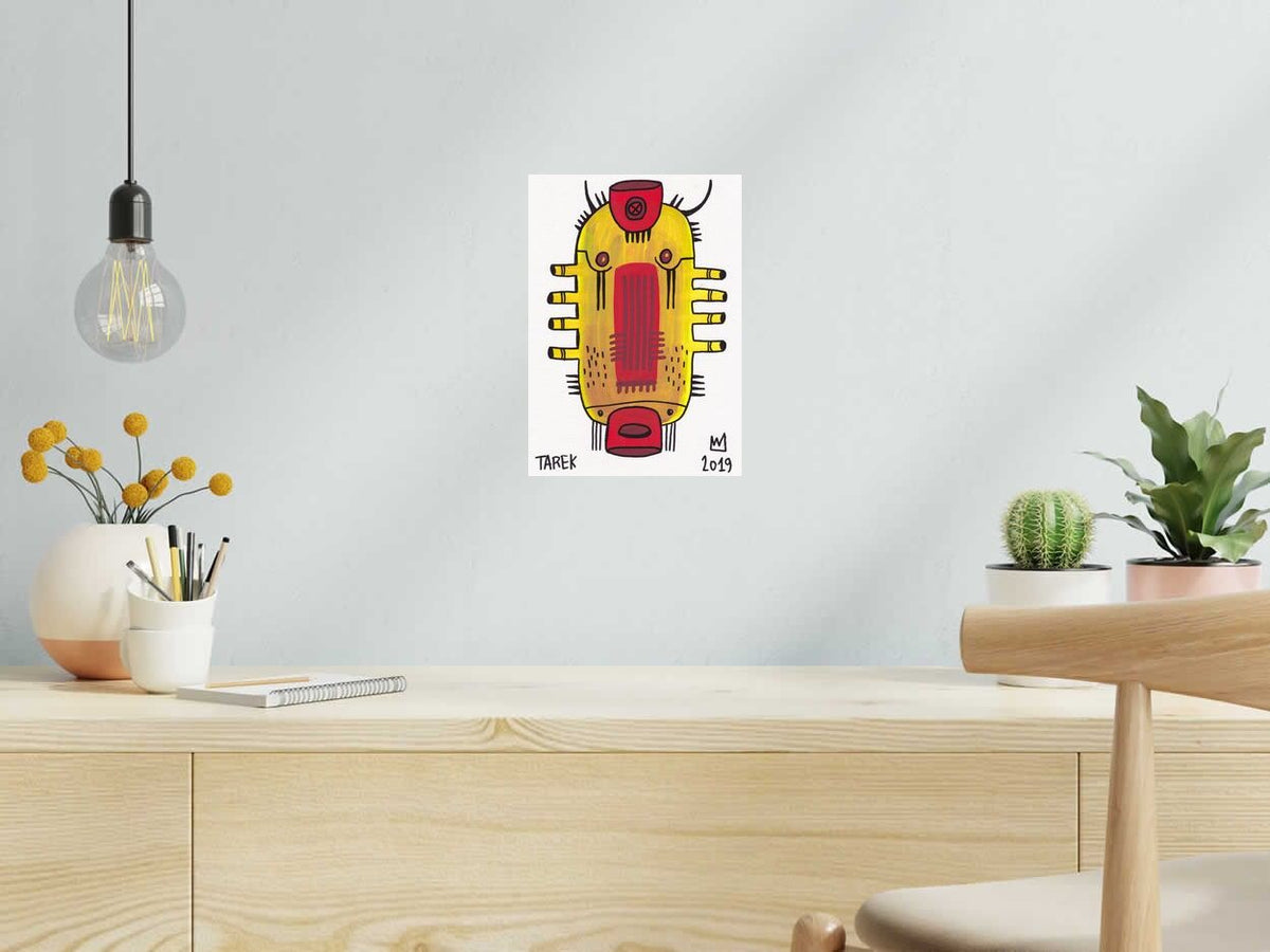 Dessin MASK JAUNE de TAREK dans un intérieur – 7 × 21 cm