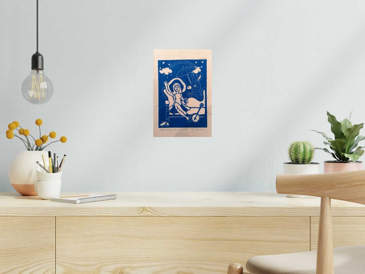 Linogravure LA DEMOISELLE DE ROCHEFORT de PHILIPPE ACHERMANN dans un intérieur – 20 × 30 cm