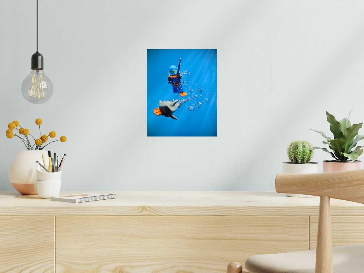 Photo de SAMSOFY a pour titre SHARK ATTACK seconde ed. style figuratif dim : SAMSOFYprix:60