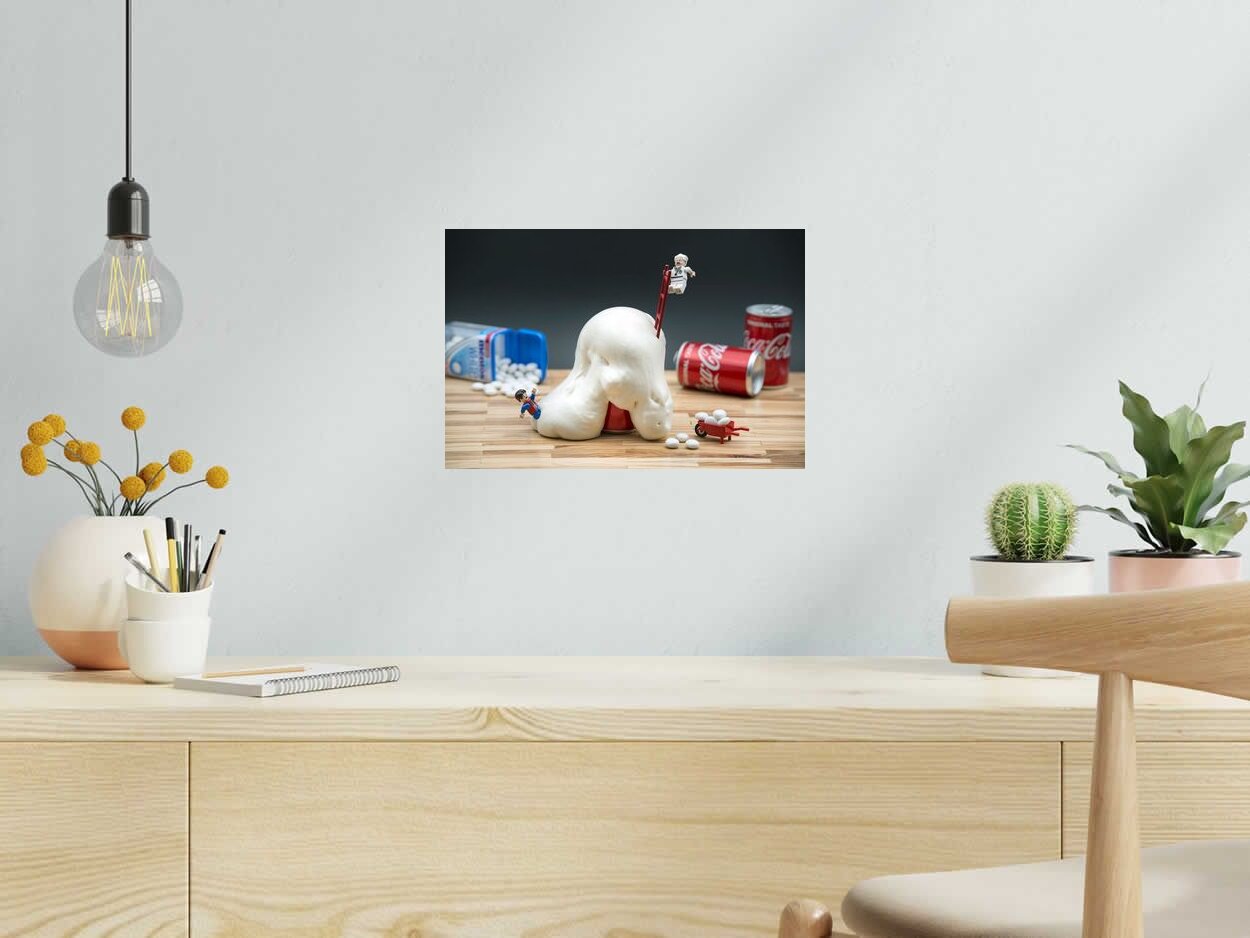 Photo de SAMSOFY a pour titre COLA + MENTOS style graphique dim : SAMSOFYprix: