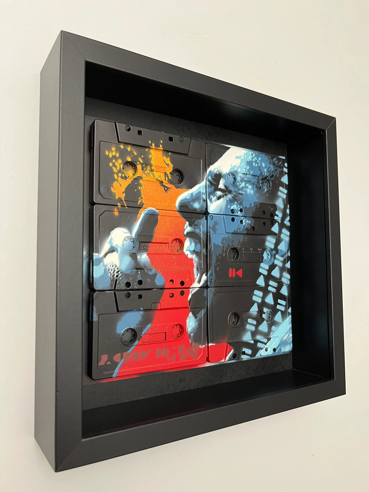 Sculpture Zack - Rage Against the Machine de MR MELODY dans un intérieur – 27 × 27 cm