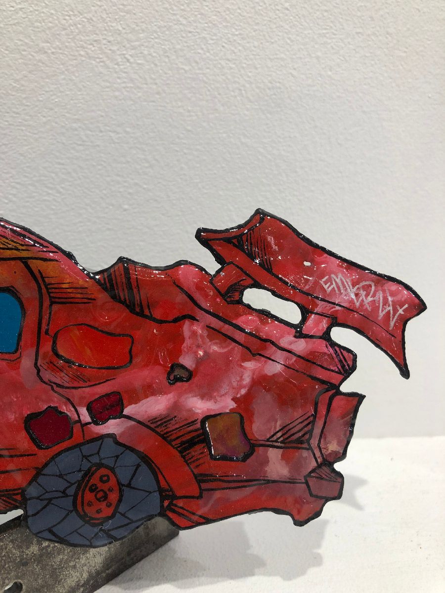 Sculpture de EMER a pour titre Car style street pop art dim : EMERprix:140