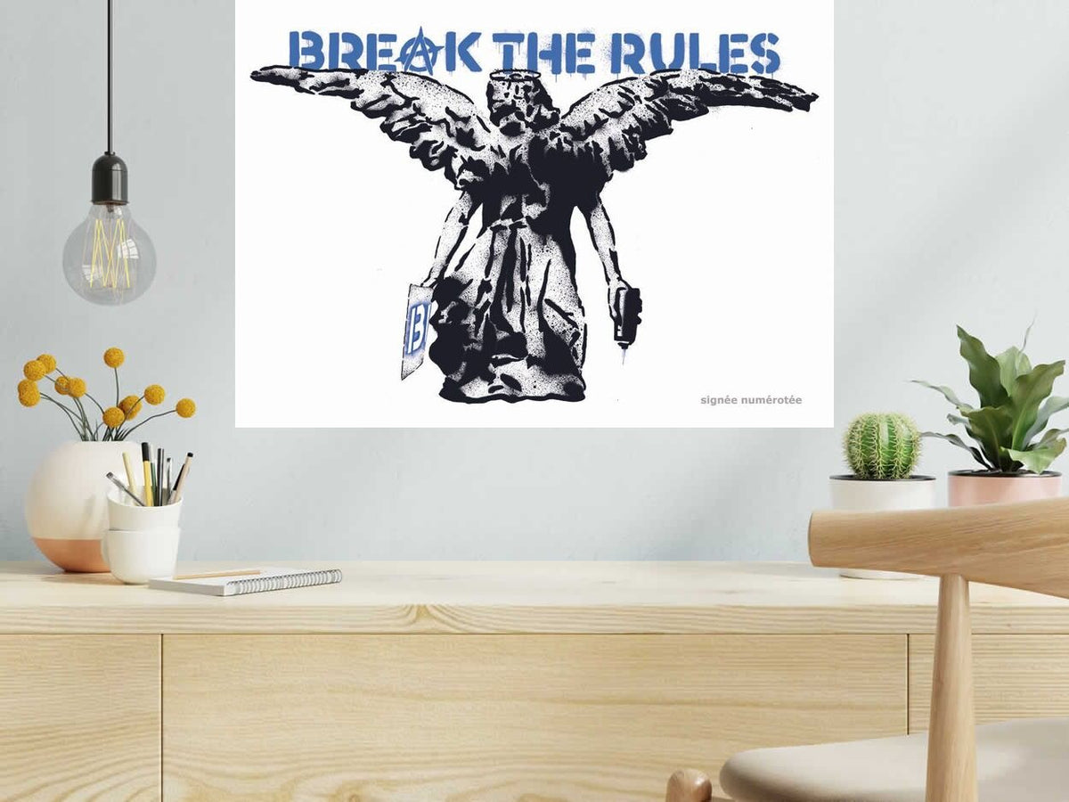 Serigraphie BREAK THE RULES de FALCO dans un intérieur – 70 × 50 cm