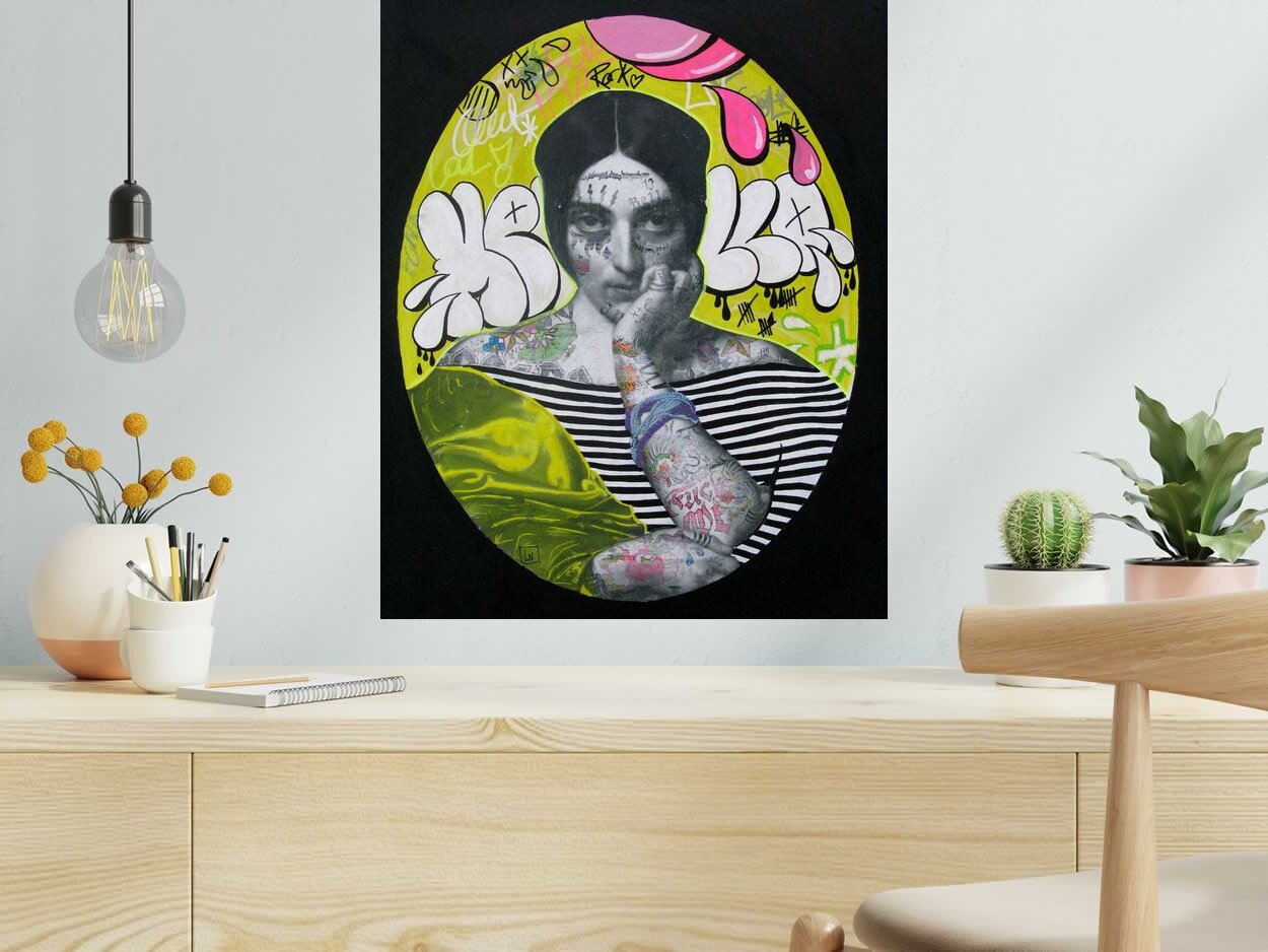 Toile Hello de LN LE PAPE dans un intérieur – 50 × 61 cm