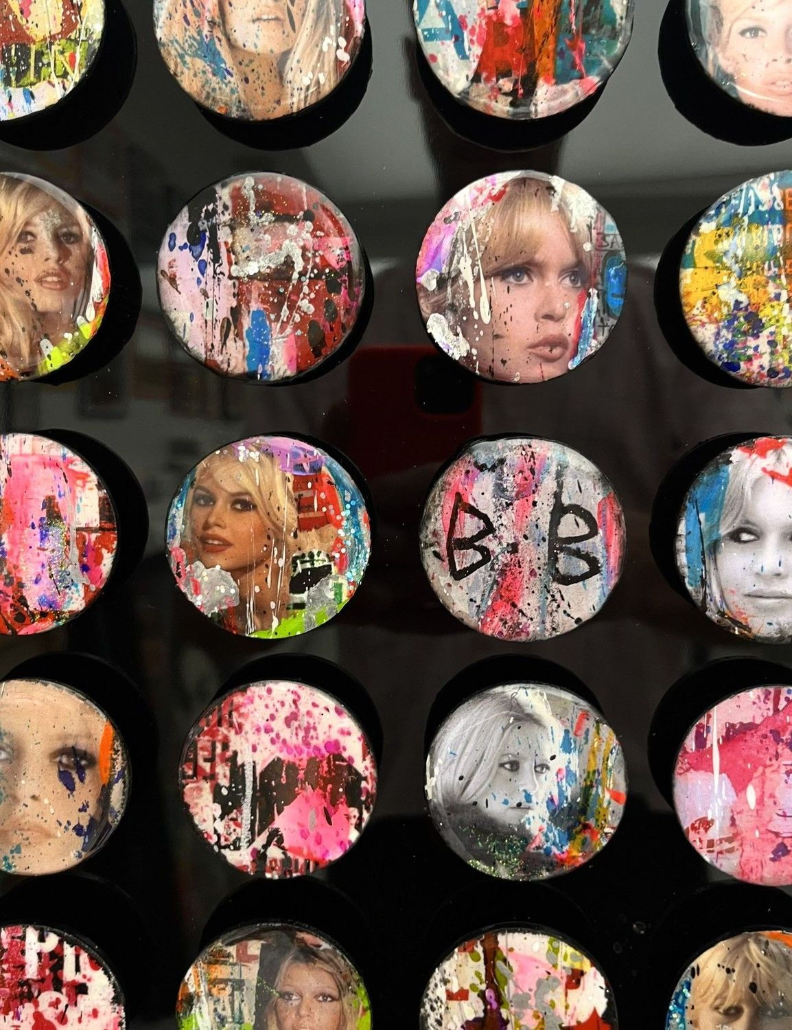 Tableau de THIERRY RASINE a pour titre  BB style street pop art dim : THIERRY RASINEprix:1600