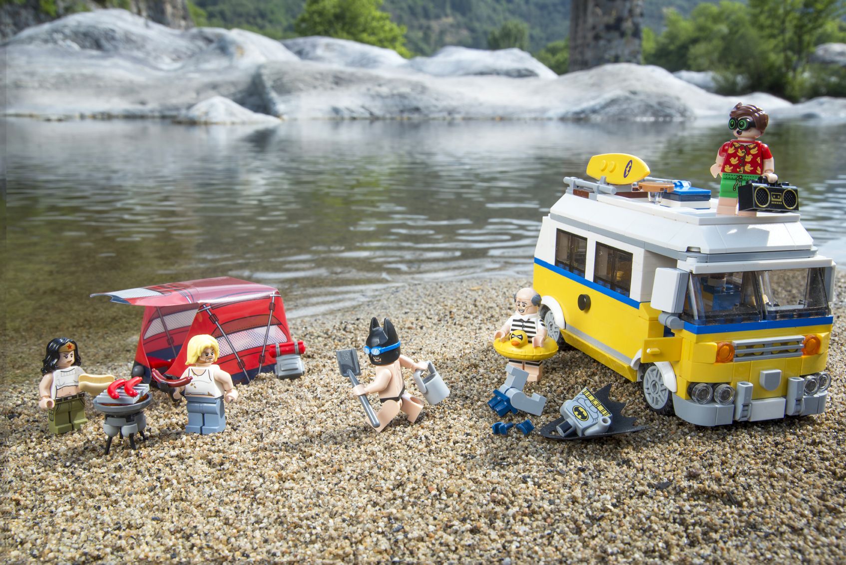 Photo de SAMSOFY a pour titre  CAMPING style graphique dim : SAMSOFYprix:60