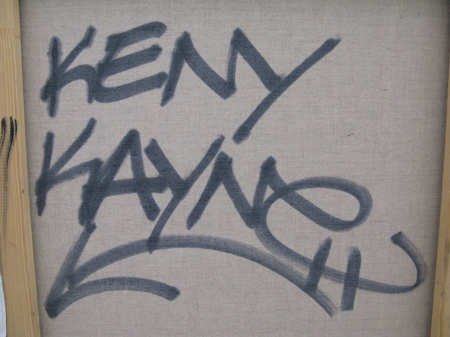 Tableau de KENY a pour titre  Paradise Paris style graffiti, street art dim : KENYprix:800