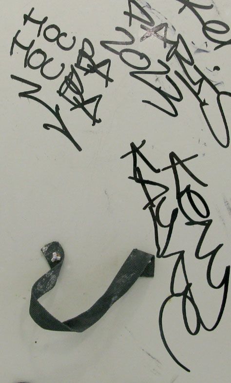 Tableau de KENY a pour titre  Houba houba style graffiti, street art dim : KENYprix:400
