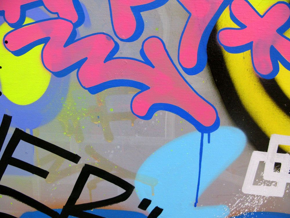 Tableau de KENY a pour titre  HAPPY PARIS style graffiti, street art dim : KENYprix:550