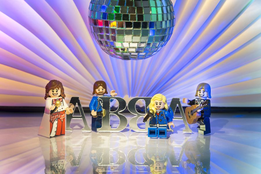 Photo de SAMSOFY a pour titre  ABBA style graphique dim : SAMSOFYprix:60