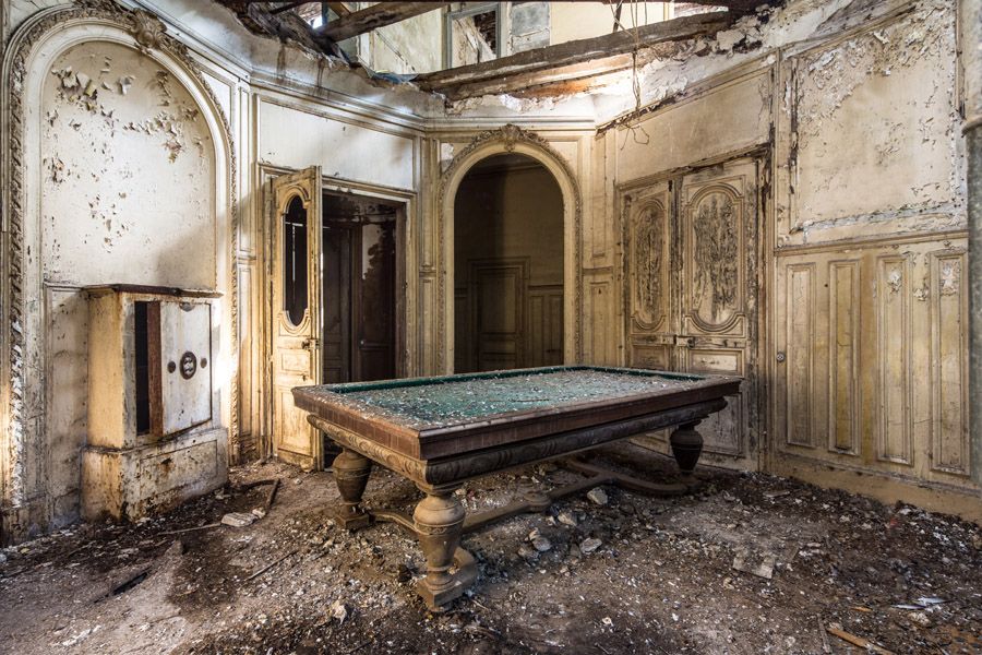 Photo de CHRISTIAN BRUNEAU a pour titre  LA RUINE style no dim : CHRISTIAN BRUNEAUprix:60