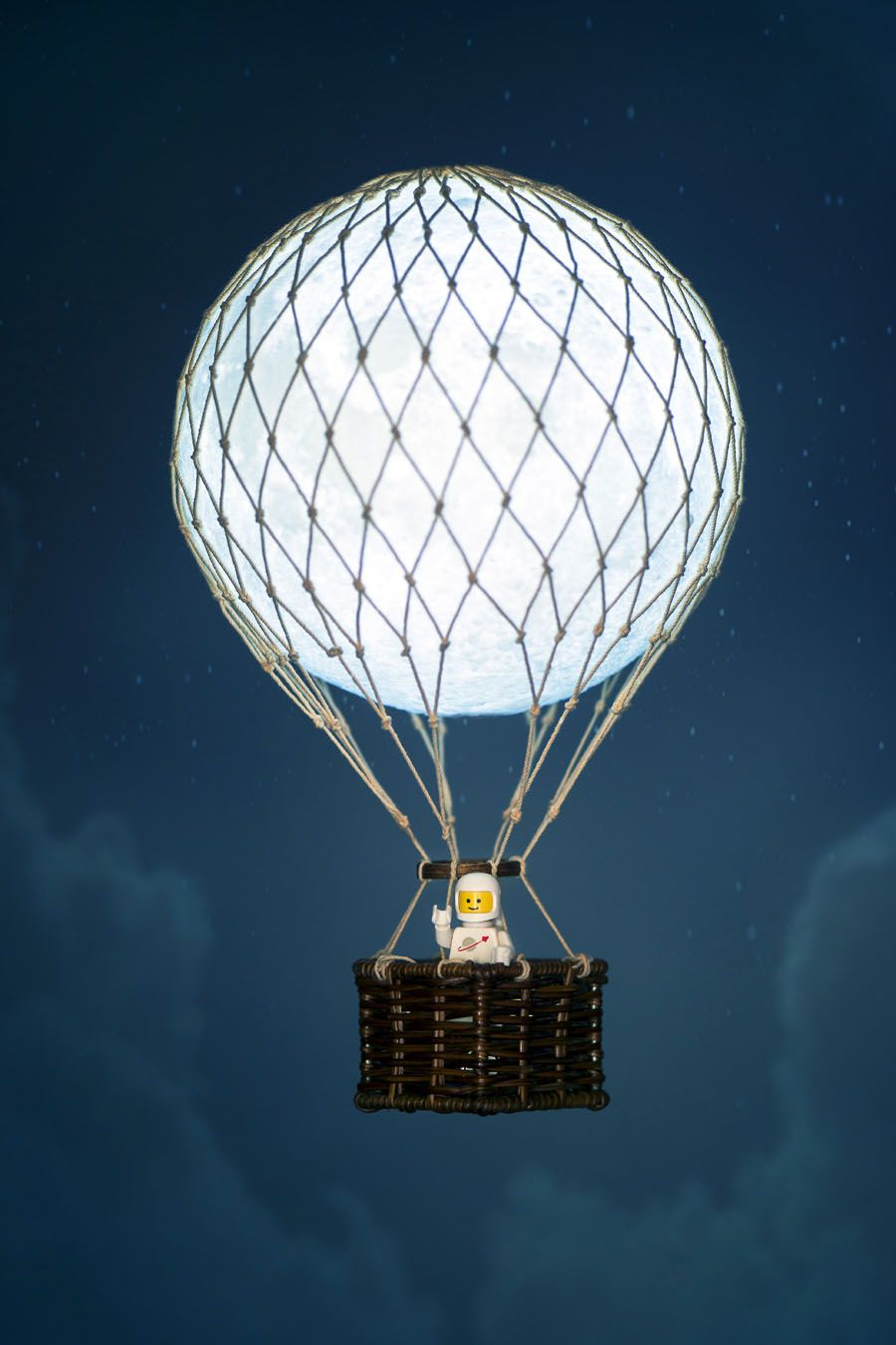 Photo de SAMSOFY a pour titre  MOON WALKER style graphique dim : SAMSOFYprix:60