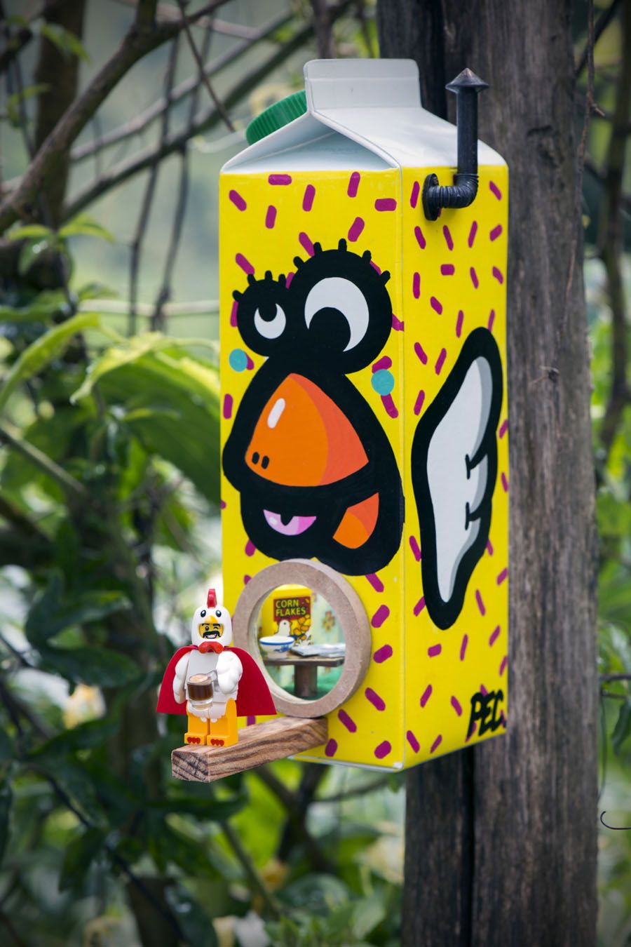 Photo de SAMSOFY a pour titre  SUPERWINGS style graphique dim : SAMSOFYprix: