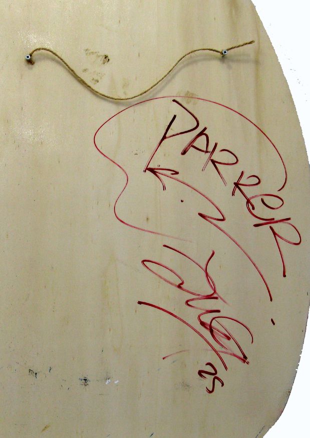 Sculpture de JUG a pour titre  Parker style street pop art dim : JUGprix:480