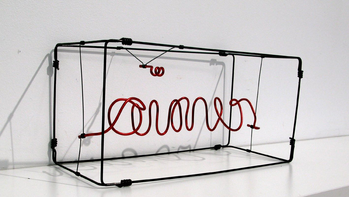Sculpture de JPHI a pour titre  Aimer Rouge grand 2 style figuratif dim : JPHIprix:300