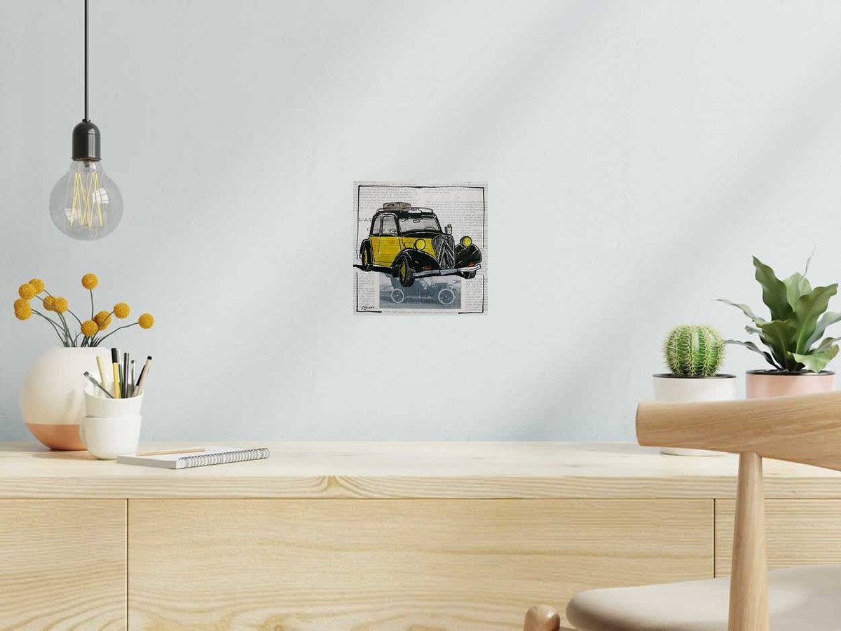 Dessin LA TRACTION de CYRIL REGUERRE dans un intérieur – 20 × 20 cm