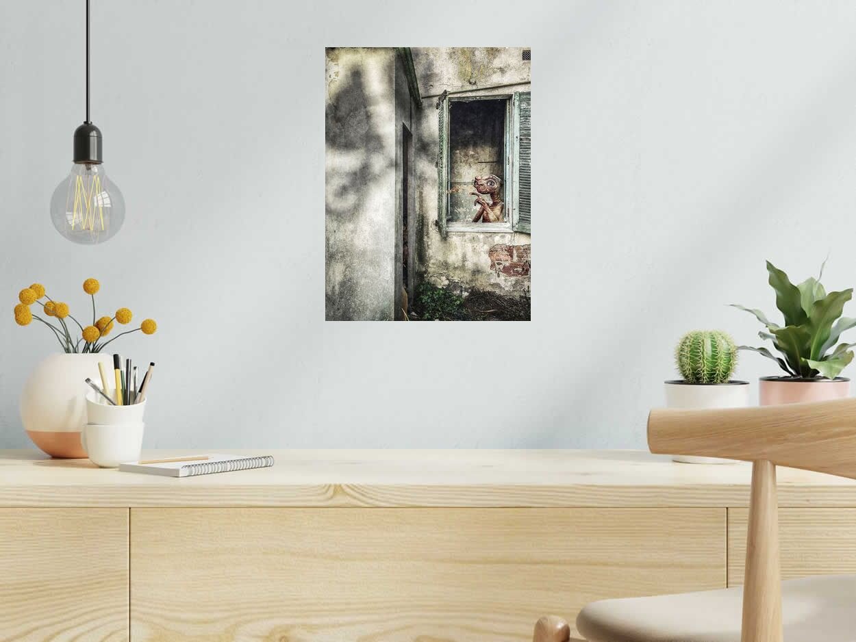 Digigraphie ET still around de OliR dans un intérieur – 40 × 30 cm
