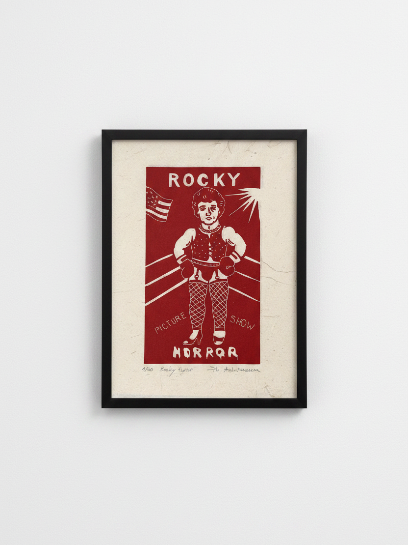 Edition d art Rocky Horror de PHILIPPE ACHERMANN dans un intérieur – 18 × 24 cm