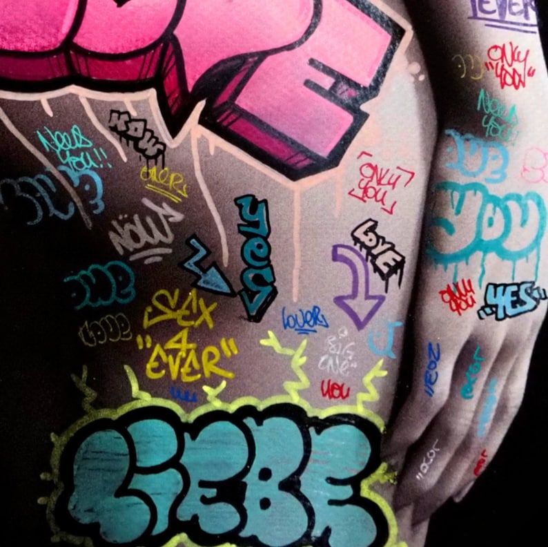 Editions d'art de BLACH a pour titre  VIC  Kiss my Ass style graffiti, street art dim : BLACHprix:70
