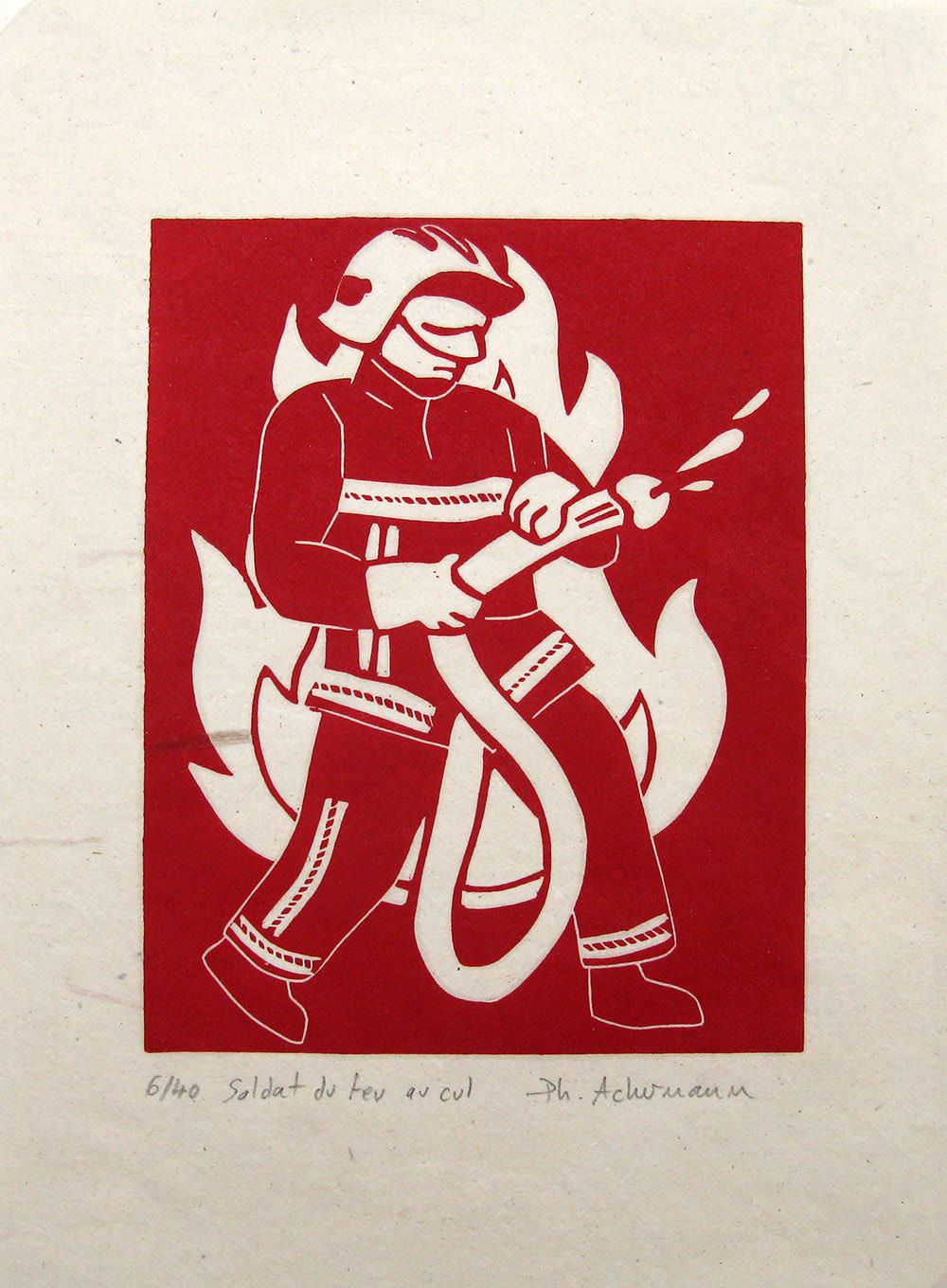 Linogravure figuratif petit format noir Soldat du feu au cul – PHILIPPE ACHERMANN – 18 × 24 cm