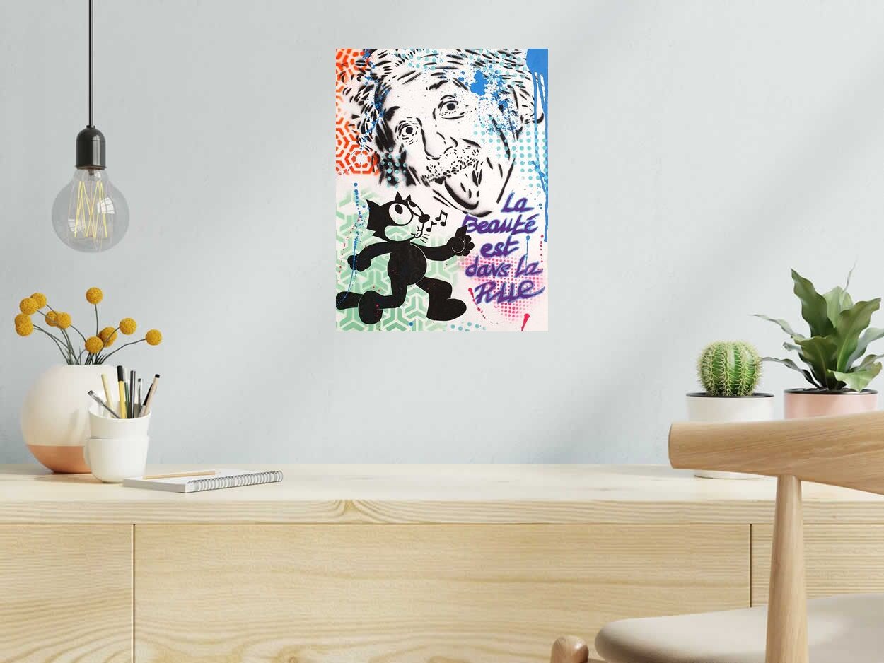 Editions d'art de SARA CHELOU a pour titre  LA BEAUTE EST DANS LA RUE style street pop art, street art dim : SARA CHELOUprix:70