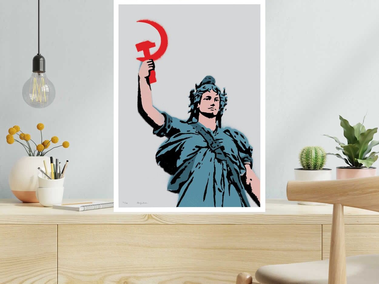 Editions d'art de DUGUDUS a pour titre  MARIANNE COMMUNISTE style graphique dim : DUGUDUSprix:100