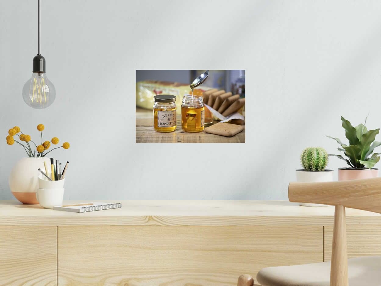 Photo de SAMSOFY a pour titre  MIEL D'APICULTEUR style graphique dim : SAMSOFYprix:60