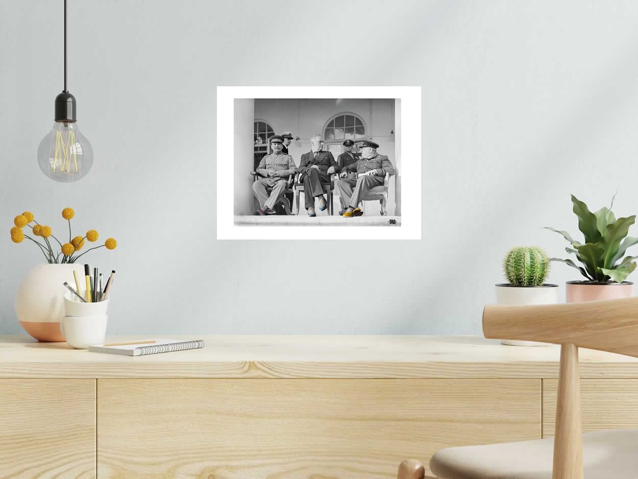 Editions d'art de SHUZ a pour titre  Sneakers Addict Conference style figuratif dim : SHUZprix:40