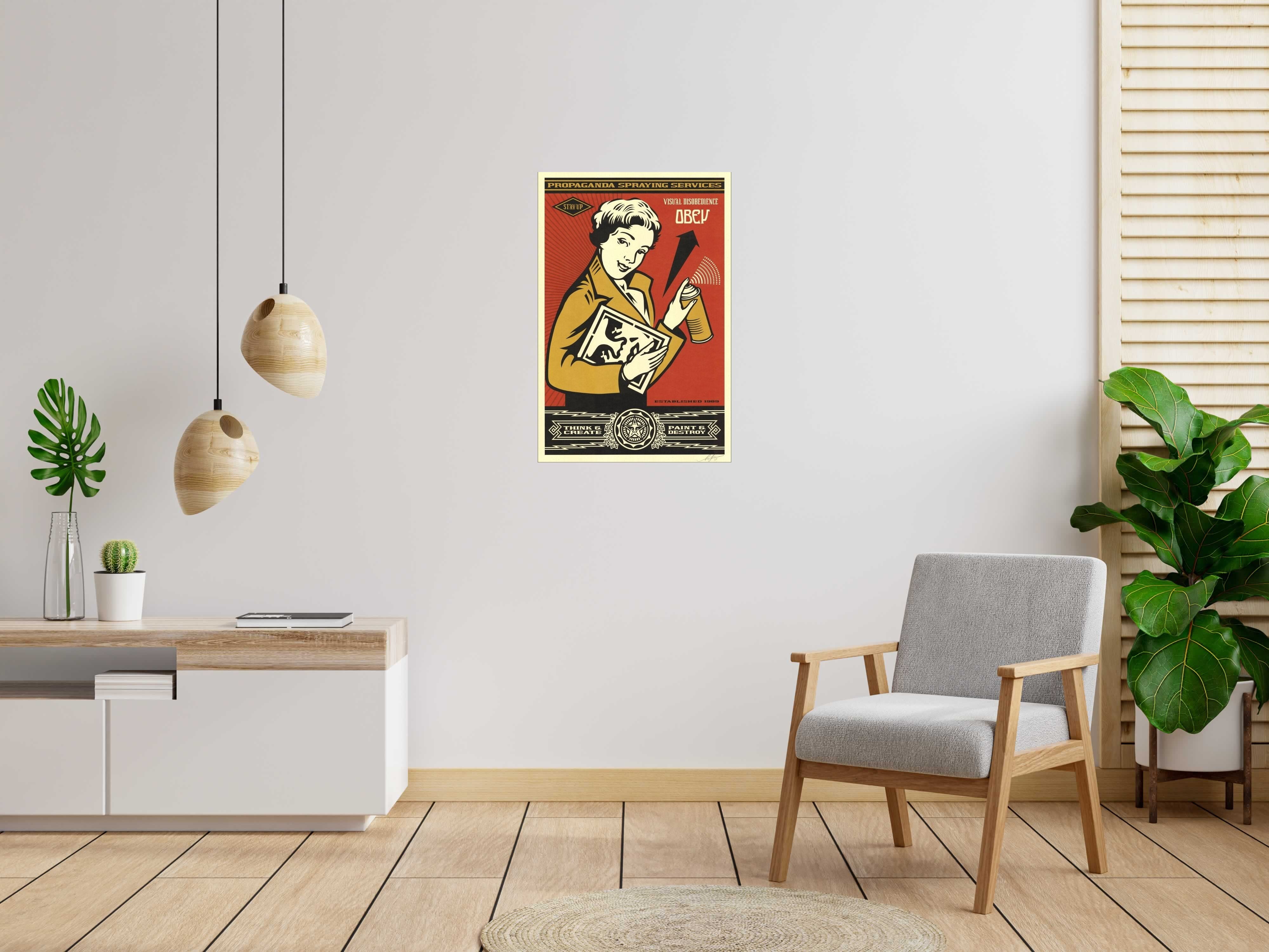 Editions d'art de OBEY : SHEPARD FAIREY  a pour titre  Stay up girl style street pop art dim : OBEY : SHEPARD FAIREY prix:295