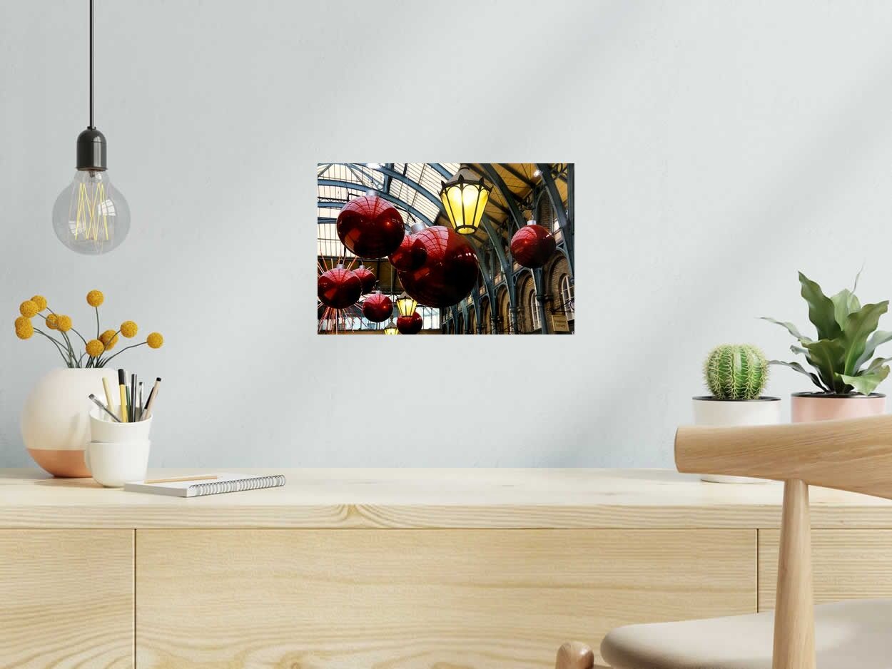 Photo de SERGE DRAI a pour titre  Red covent style figuratif dim : SERGE DRAIprix:60