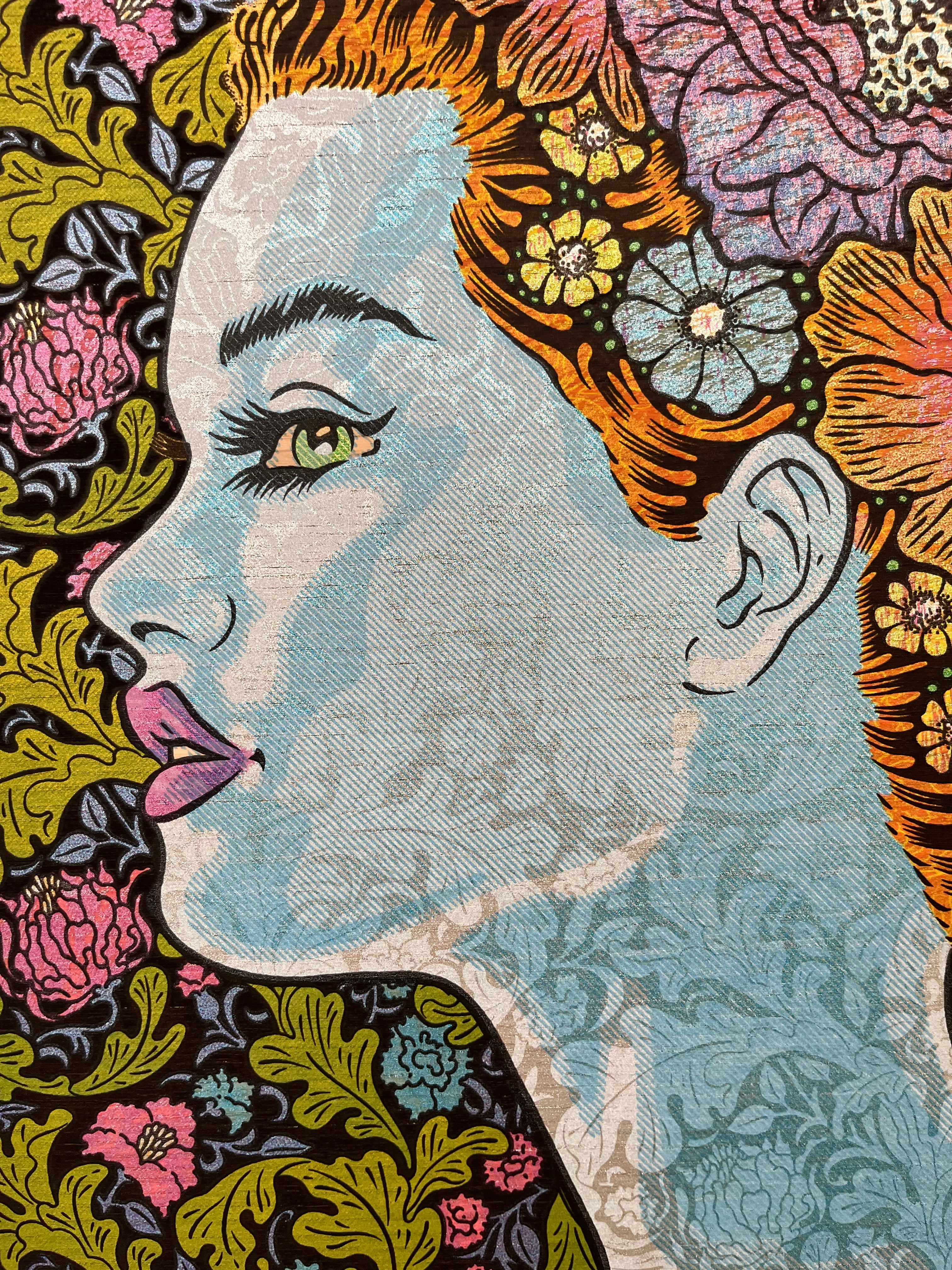 Peinture ELYSIA wood panel de CHUCK SPERRY dans un intérieur – 70 × 50 cm