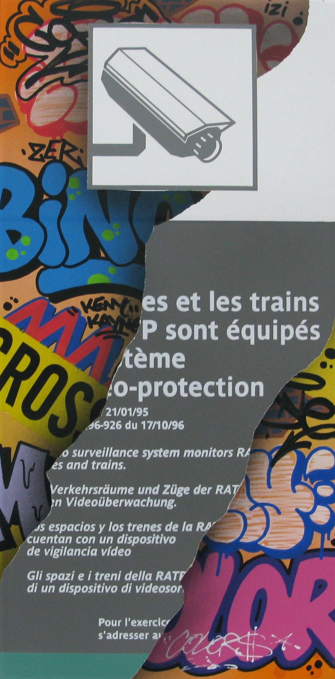 Peinture street art petit format Camera 1 – KENY – 22 × 45 cm