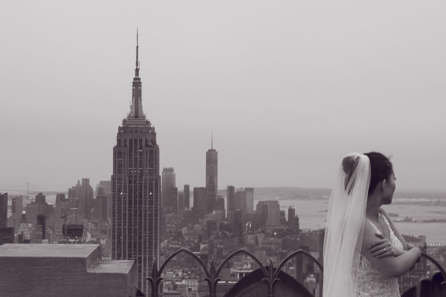 Photographie figuratif petit format blanc et noir NEW YORK AVEC TOI – DOV ADJEDJ – 24 × 36 cm