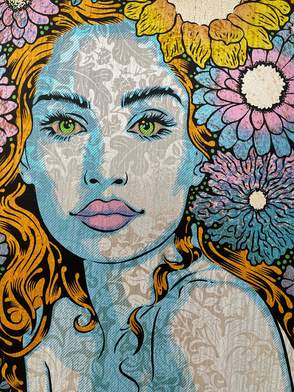 Serigraphie IPHIGENIA wood panel de CHUCK SPERRY dans un intérieur – 50 × 80 cm