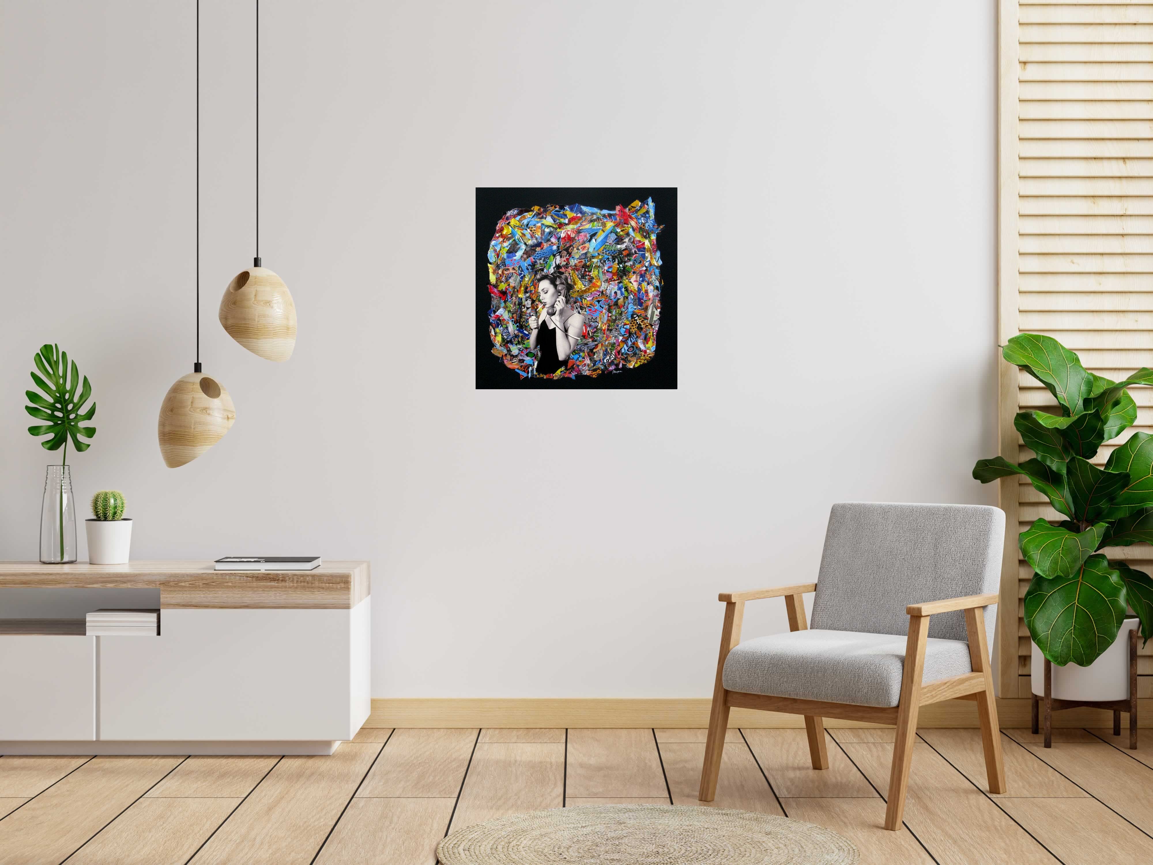 Tableau Scrolling de FLOREPEA dans un intérieur – 70 × 70 cm
