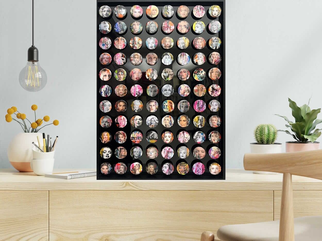 Tableau Icons de THIERRY RASINE dans un intérieur – 50 × 70 cm